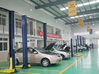 廣州市駿威汽車貿(mào)易有限公司簡介 專業(yè)汽車服務，匠心鑄就信賴